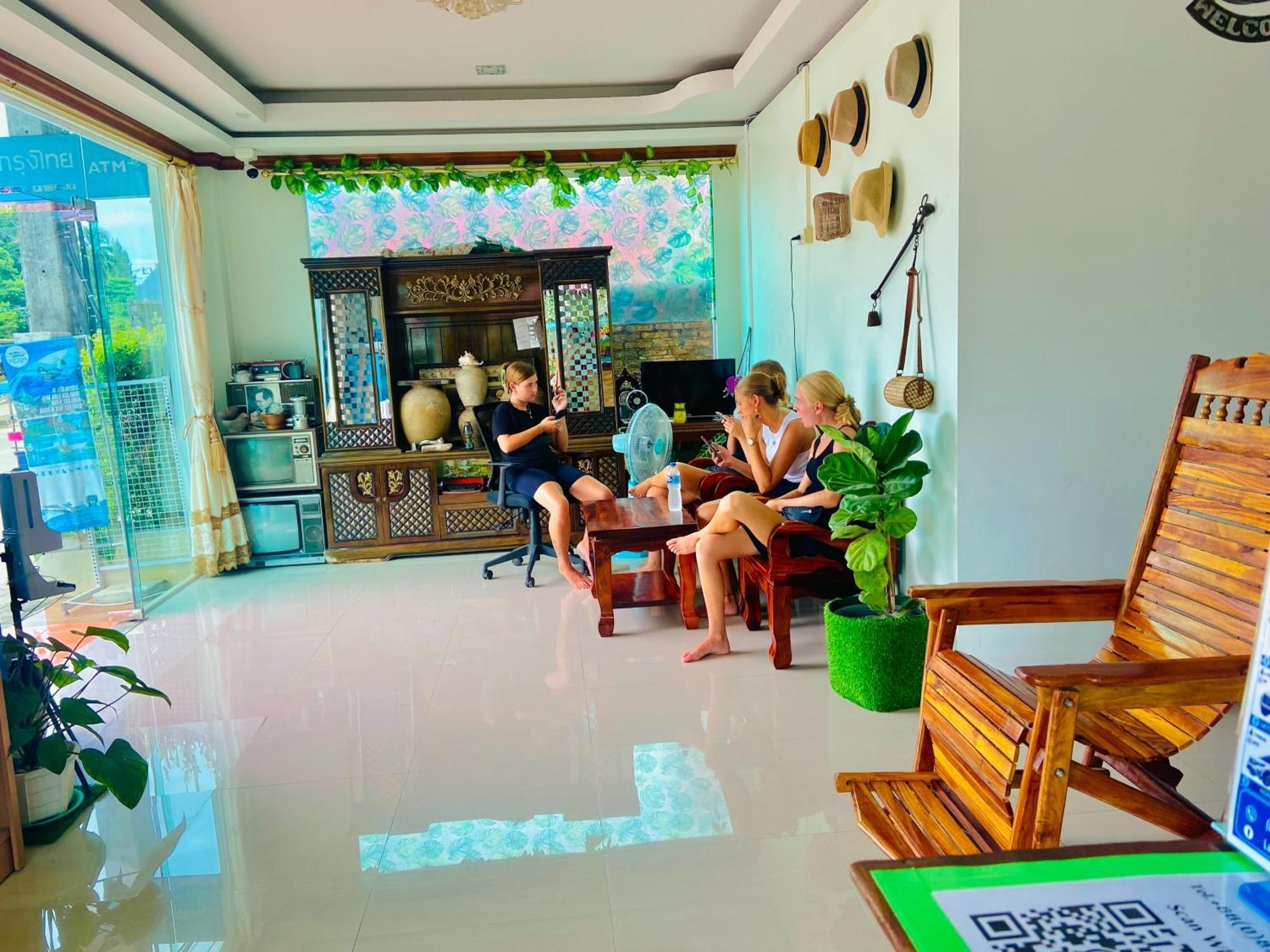 Lanta Grand House Koh Lanta Exterior foto